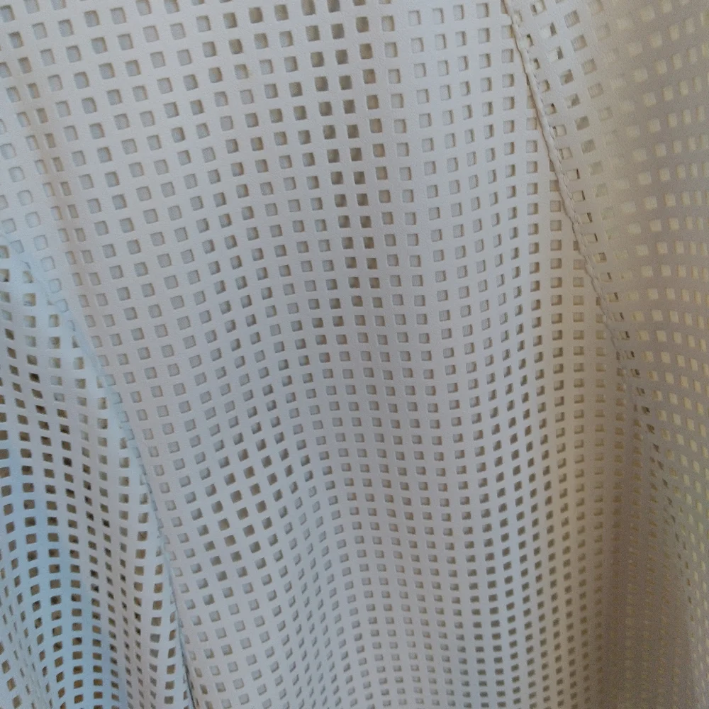 Chico's White Laser Cut Moto Jacket Blazer Size 12 Asymmetrical Geometric design - Picture 16 of 16